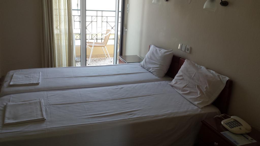 Dimitra Hotel Loutra Edipsou  Camera foto